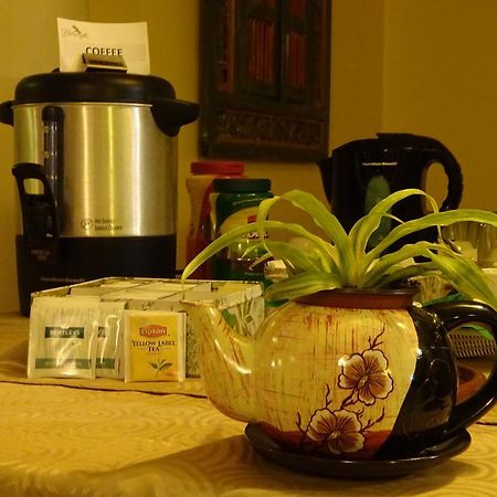 Coblentz Inn Boutique Hotel Port of Spain Bagian luar foto