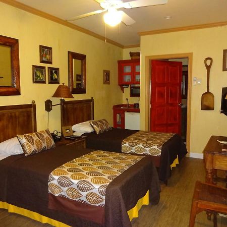 Coblentz Inn Boutique Hotel Port of Spain Bagian luar foto