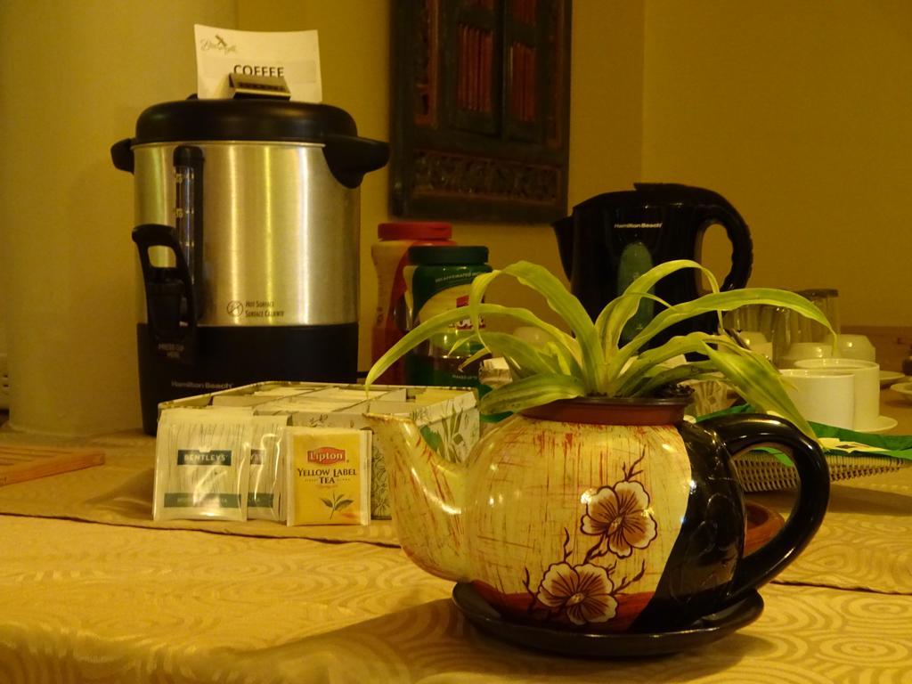 Coblentz Inn Boutique Hotel Port of Spain Bagian luar foto